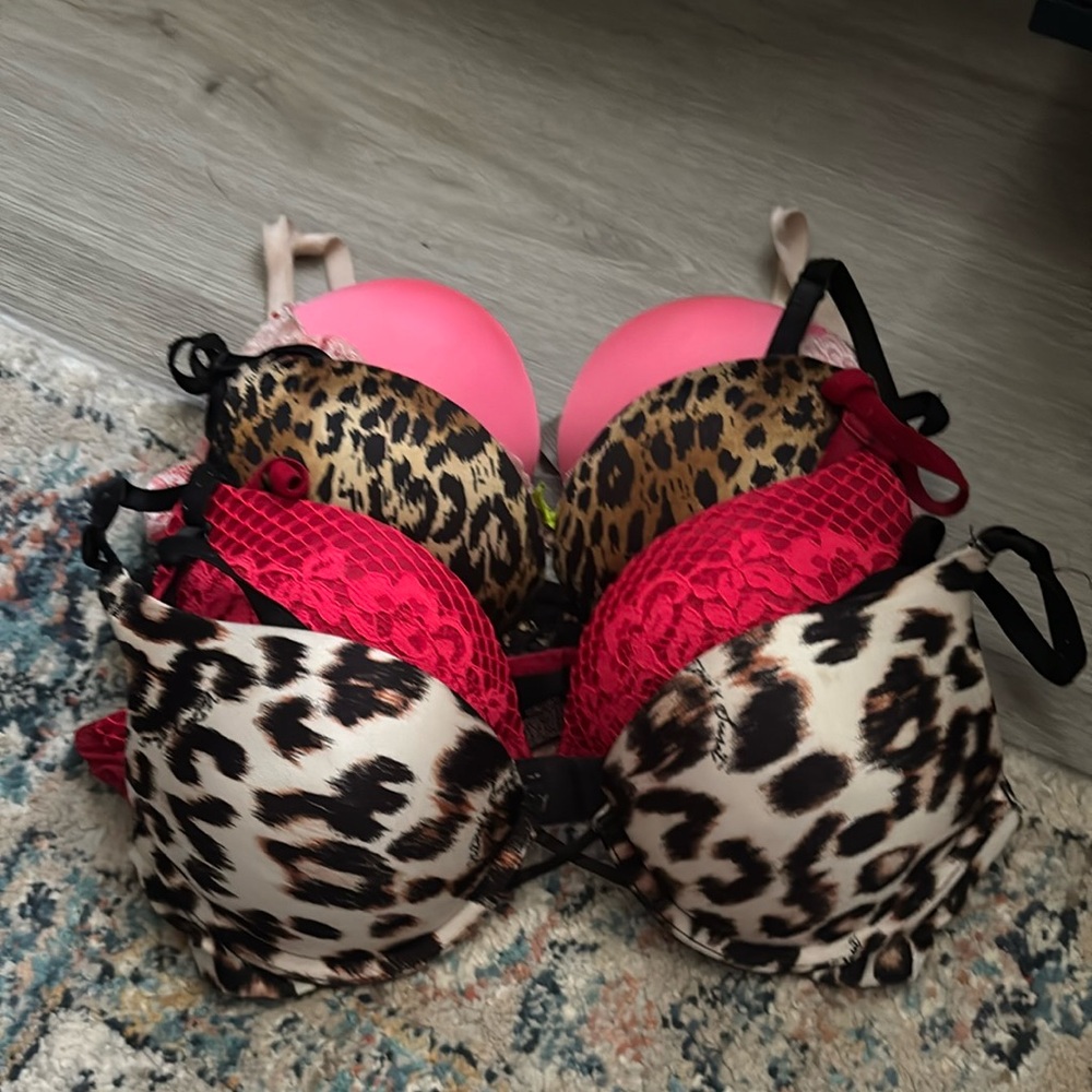 Victoria Secret Bombshell Bras